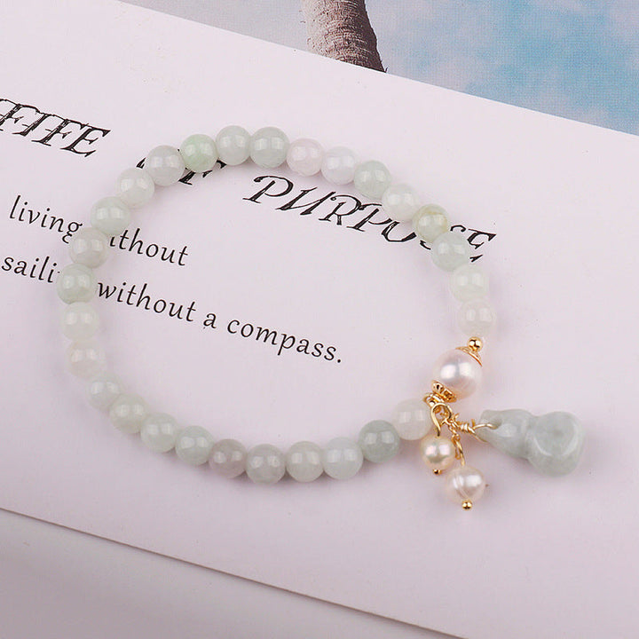 Light Green Jade Wu Lou Amulet Bracelet – Healing, Longevity & Illness