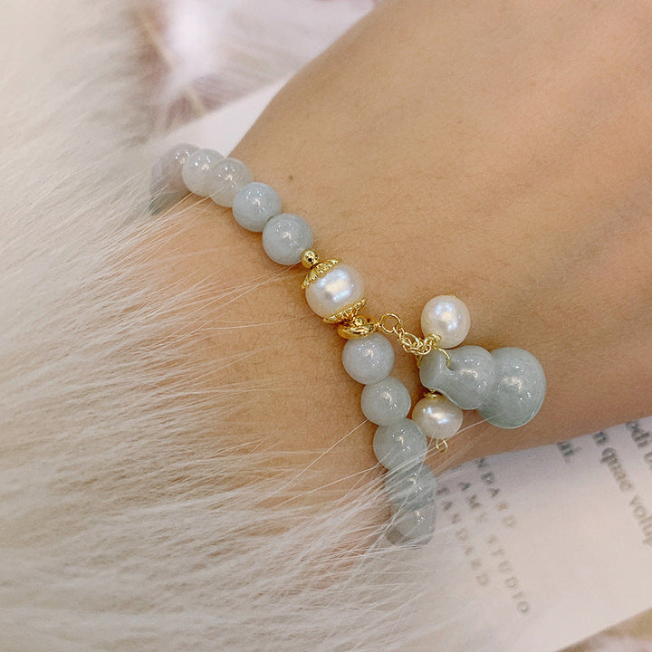 Light Green Jade Wu Lou Amulet Bracelet – Healing, Longevity & Illness